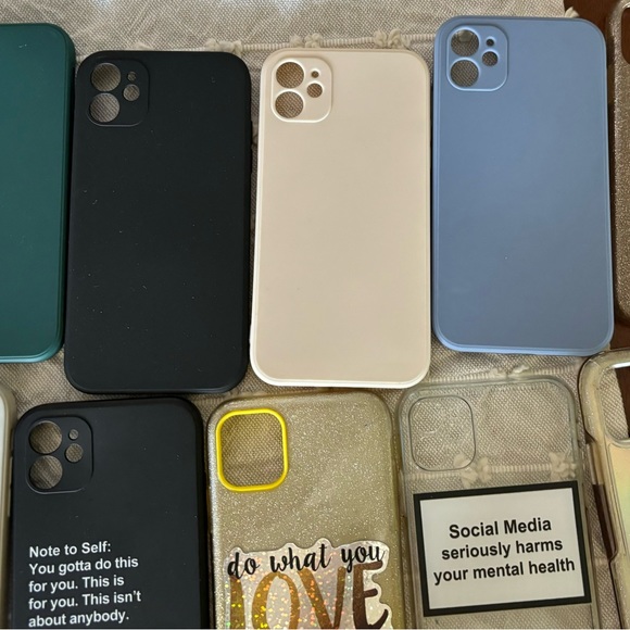 Phone cases - Picture 3 of 12